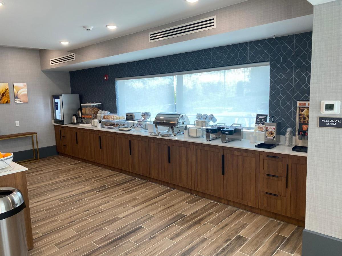 Comfort Inn & Suites Gallatin - Nashville Metro Luaran gambar