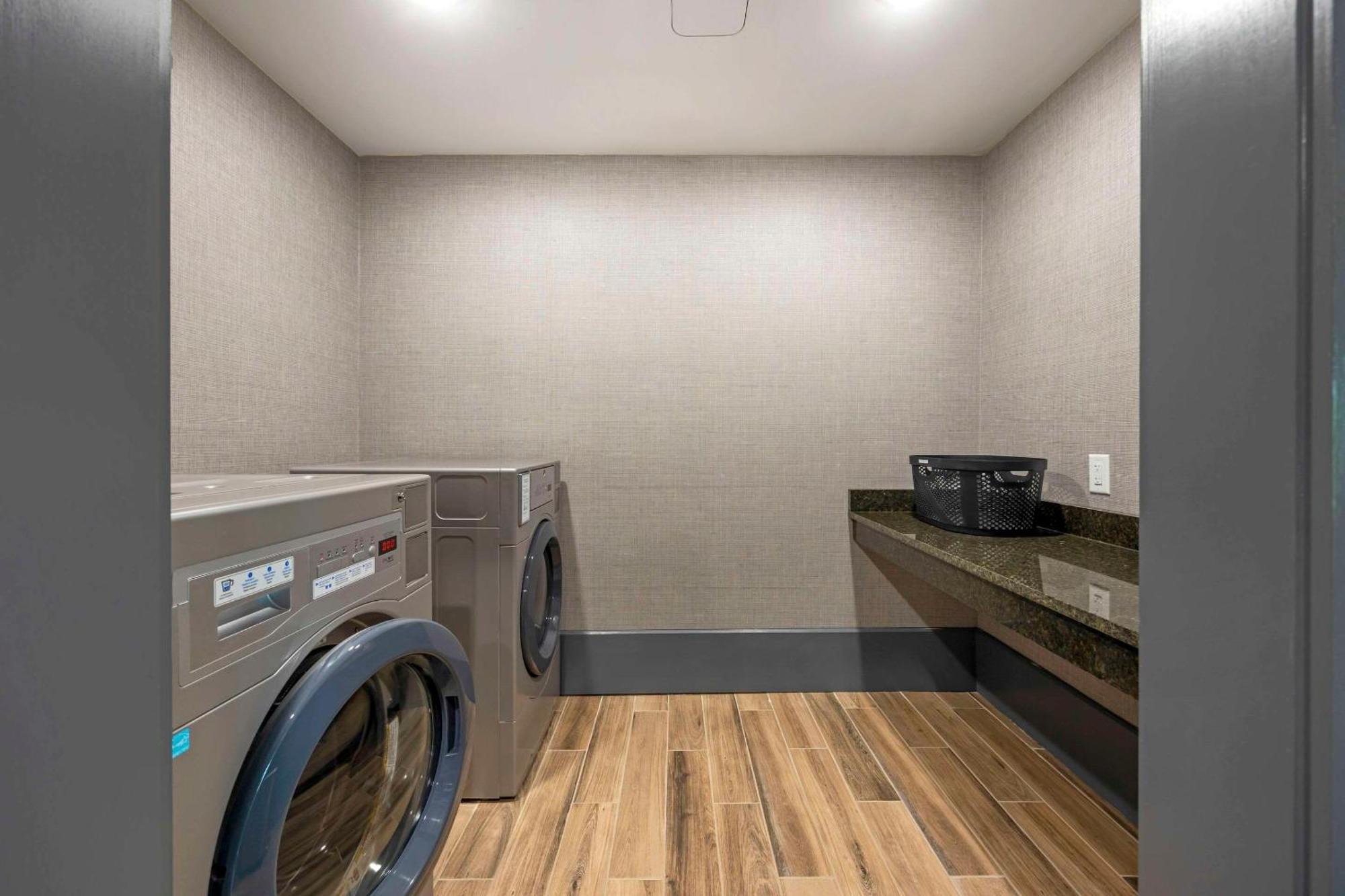 Comfort Inn & Suites Gallatin - Nashville Metro Luaran gambar